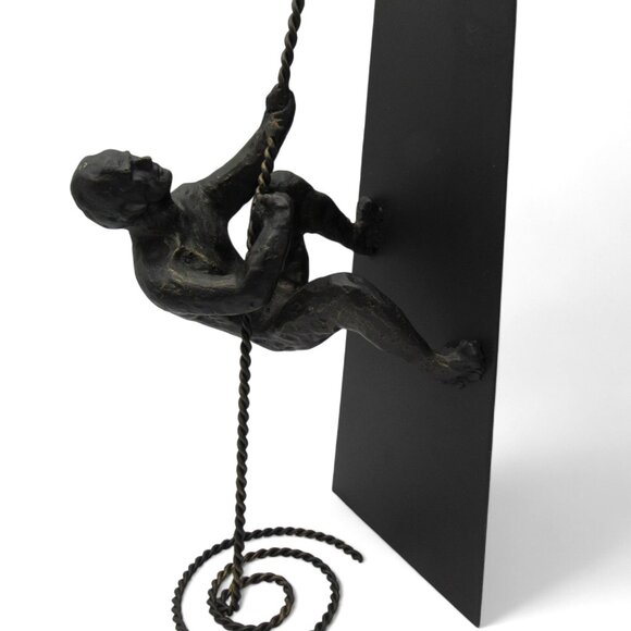 Cast Metal Man CLIMBING ROPE Heavy Sculpture Black and Gold Colours 26" Tall - Picture 3 of 12